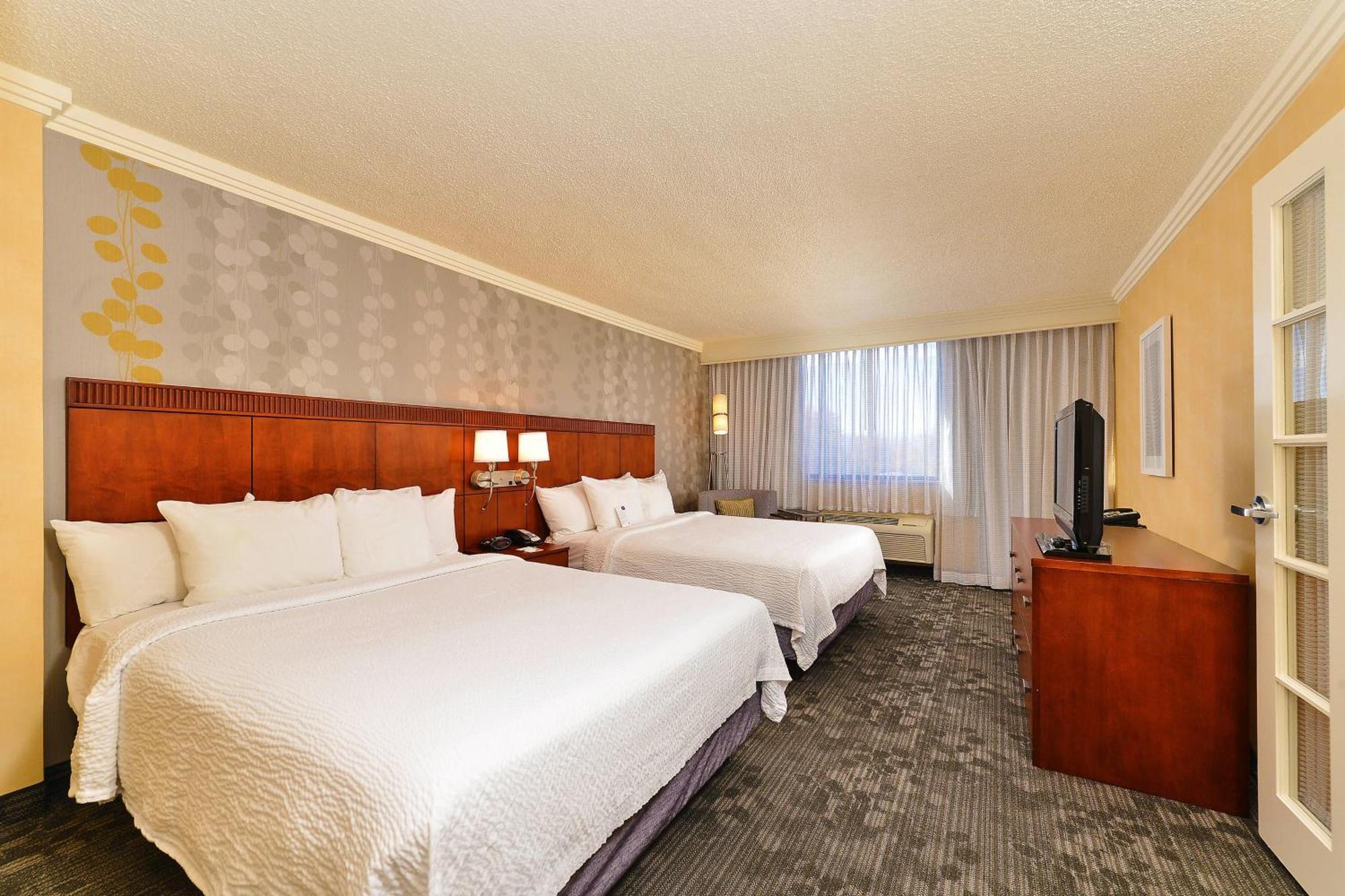 Courtyard By Marriott Denver Cherry Creek Екстер'єр фото