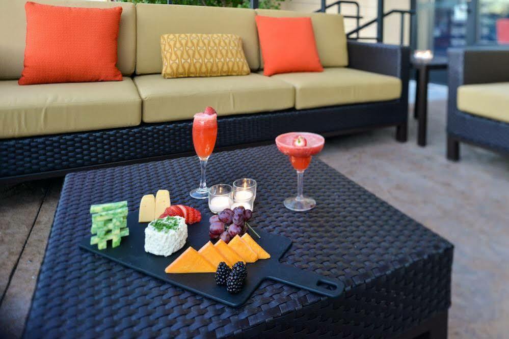 Courtyard By Marriott Denver Cherry Creek Екстер'єр фото